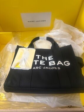 Marc Jacobs Black 'The Tote Bag' Canvas Messenger